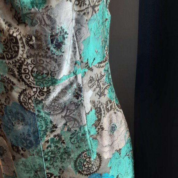 Vintage Style Cocktail Dress by DONCASTER COLLECTION - Picture 5 of 17